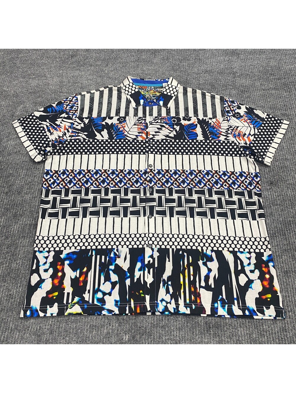 Robert Graham Hawaiian Button Shirt Mens 2XL Classic Fit Abstract Geometric AOP - Picture 2 of 11
